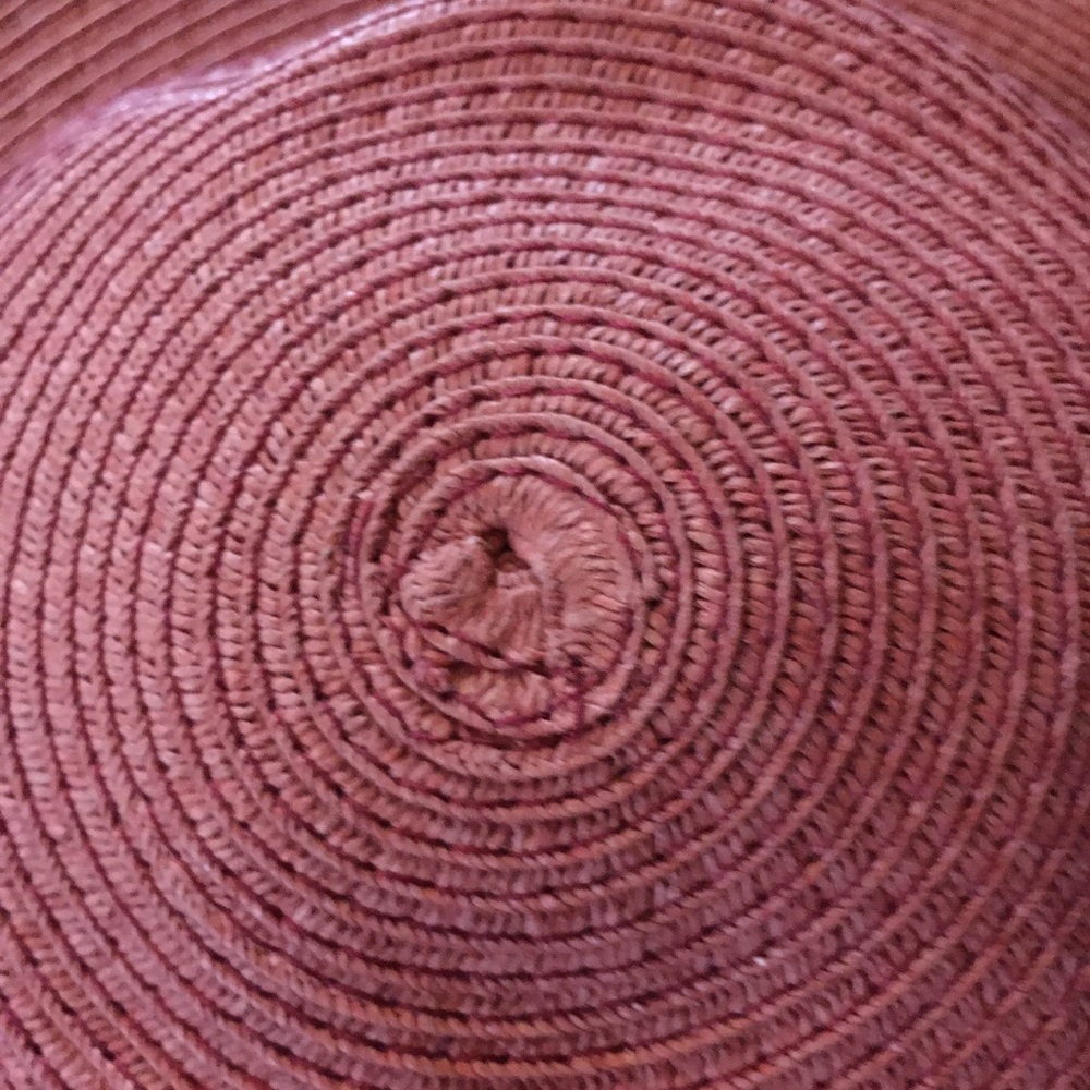 D&Y 😍 glamorous Beach Hat ,pink barely used -see photos - Picture 6 of 6